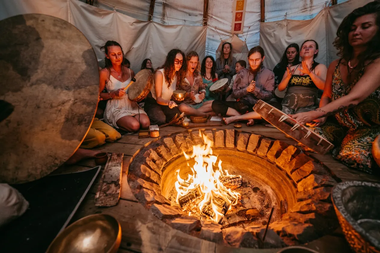 Pirtis, tipi palapinė ir kubilas — Pirtis, tipi ir kubilas Trakuose nuotrauka 5