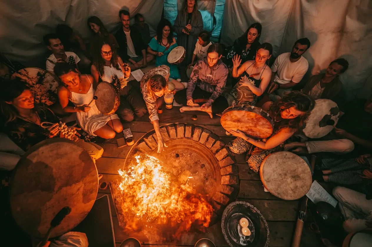 Pirtis, tipi palapinė ir kubilas — Pirtis, tipi ir kubilas Trakuose nuotrauka 6